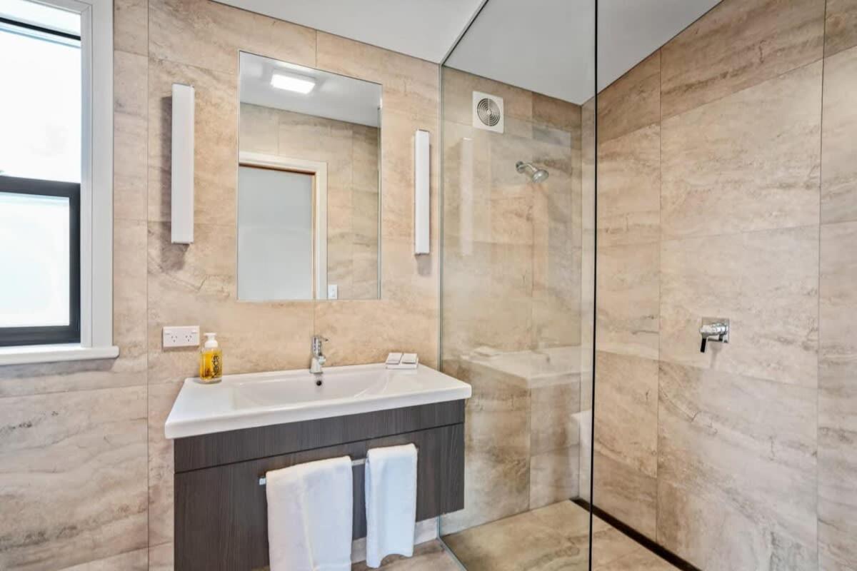 Peaceful Retreat - Hawea Flat Appartement Buitenkant foto