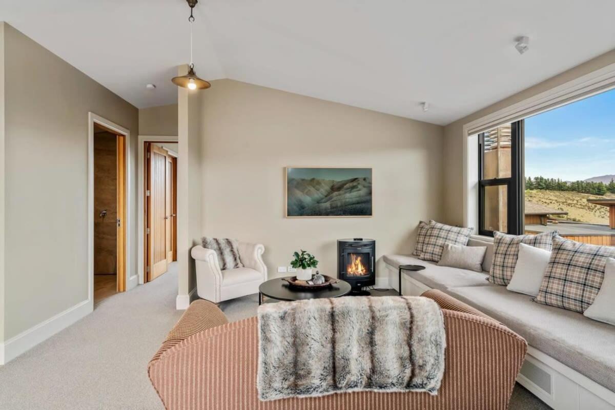 Peaceful Retreat - Hawea Flat Appartement Buitenkant foto